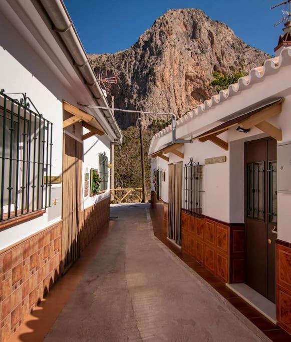 La Tienda De Miguel Lägenhet El Chorro Exteriör bild